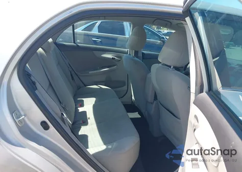 2013 Toyota Corolla Le z USA, uszkodzony, nr VIN 5YFBU4EE8DP107916